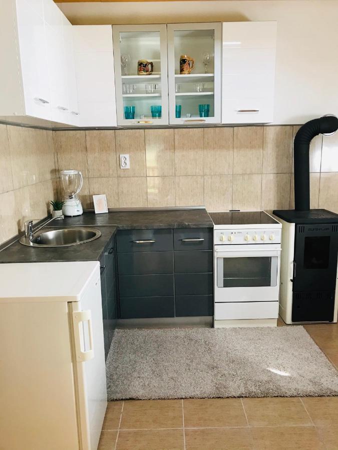 מוקרה גורה Apartmani D&S מראה חיצוני תמונה